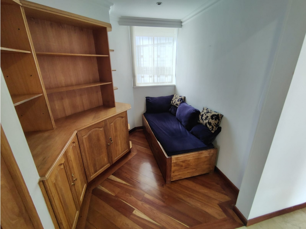 AMPLIO APARTAMENTO PARA REMODELAR CHICÓ — foto 2