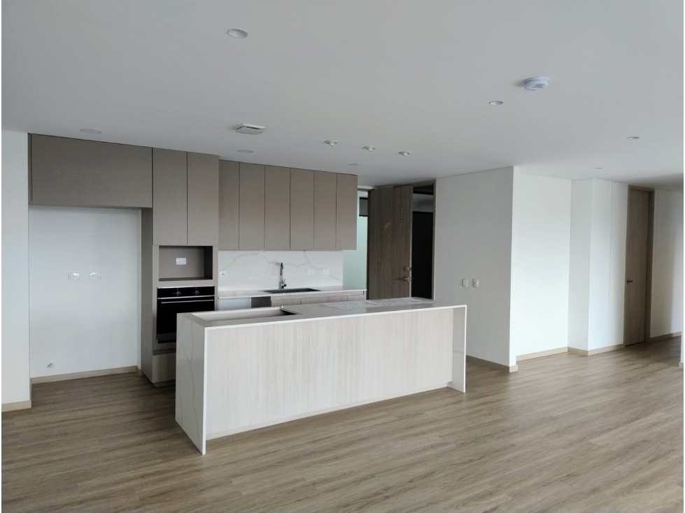MAGNIFICO PENTHOUSE EN RIONEGRO A 10 MINUTOS DEL AEROPUERTO — foto 5