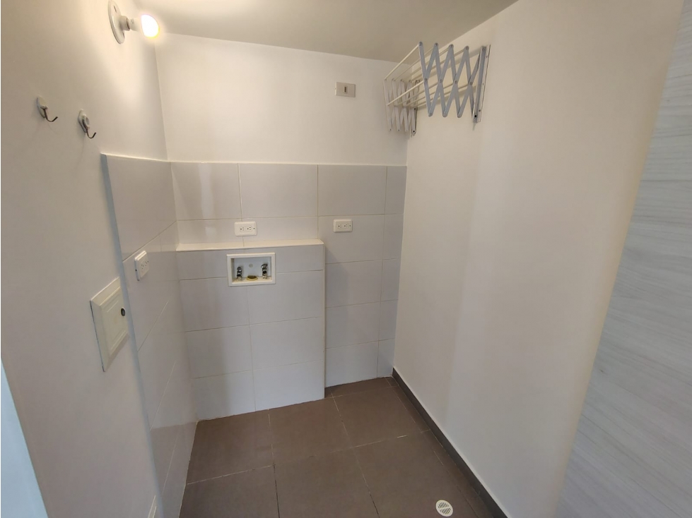 EL APARTAESTUDIO IDEAL PARA TI EN CHAPINERO MARLY — foto 6