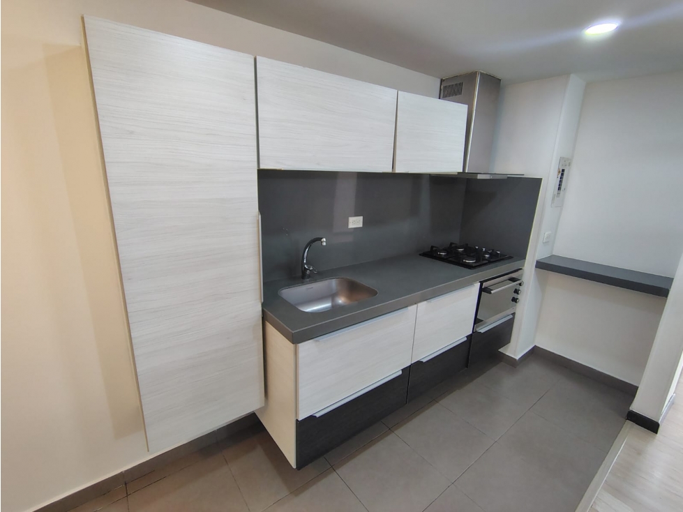 EL APARTAESTUDIO IDEAL PARA TI EN CHAPINERO MARLY — foto 4