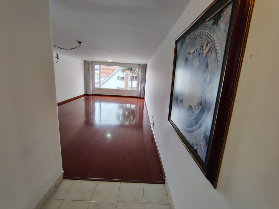 AMPLIO APARTAMENTO PARA REMODELACION LA ALHAMBRA — foto 4