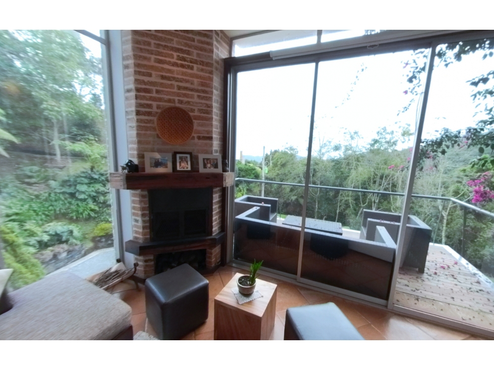 Casa en parcelacion de lujo alto de escobero palmas antes del peaje — foto 3