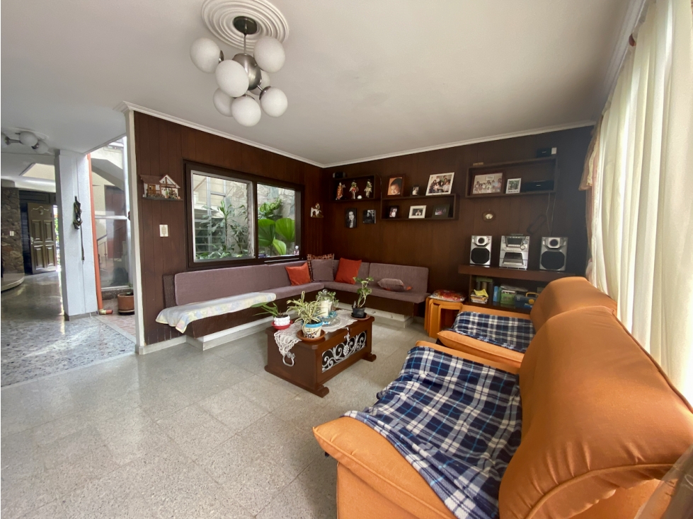 Casa lote en venta Belén Alameda excelente ubicación zona valorización — foto 3