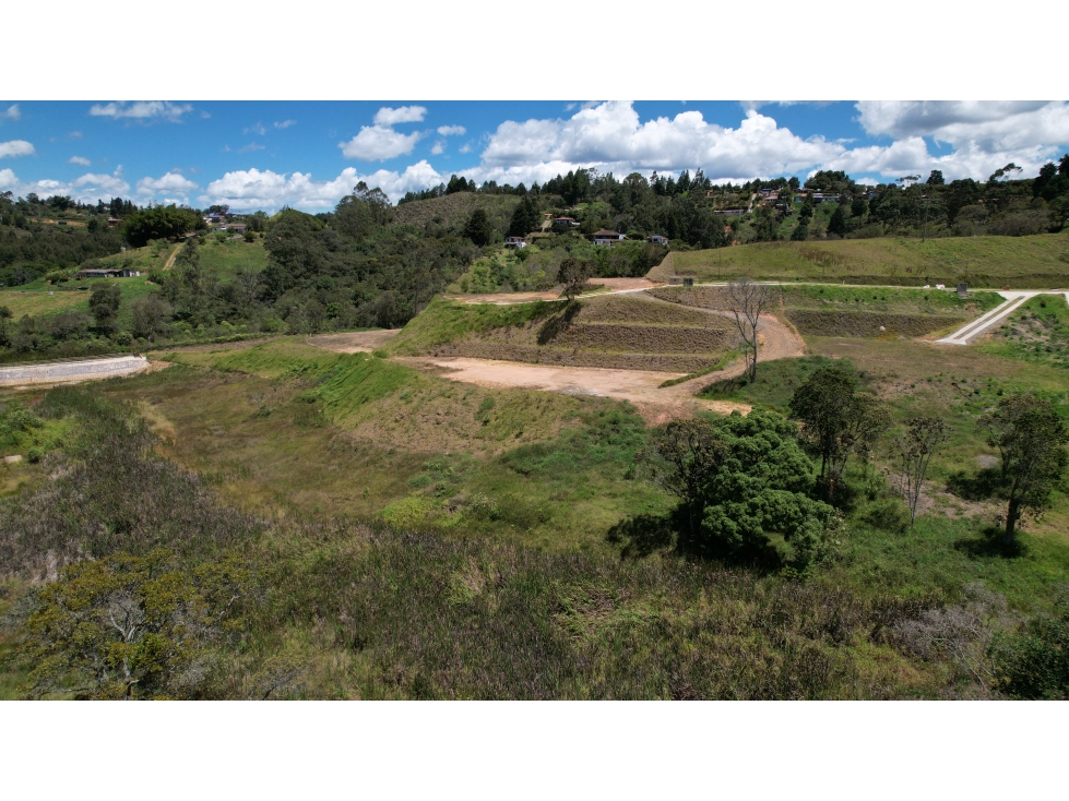 Lote en parcelación a 7 minutos del Aeropuerto vista panorámica — foto 3
