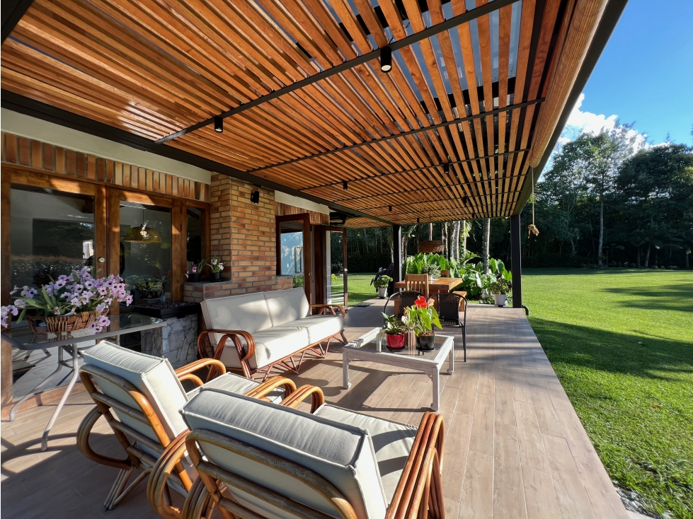 Casa finca Condominio exclusivo club llanogrande mall jardines — foto 4