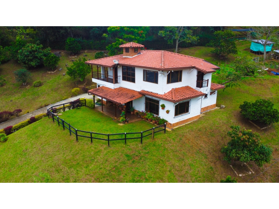 Casa finca 5 caballerizas hermosa vista Girardota amoblada — foto 4