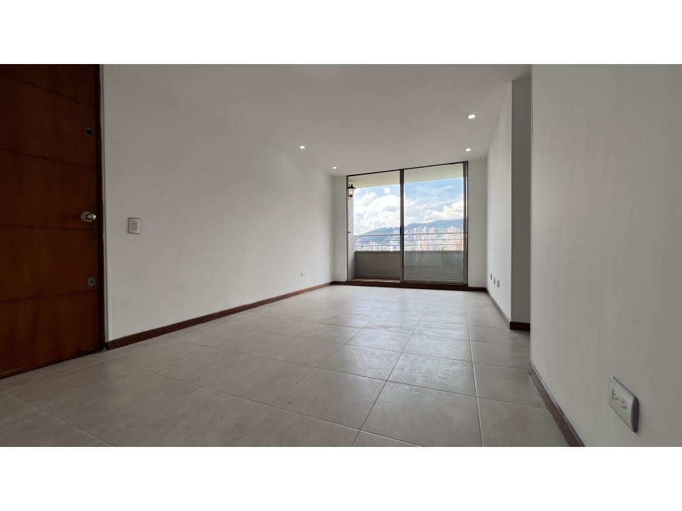Apartamento vista panorámica piso alto ubicación estratégica estudio — foto 5