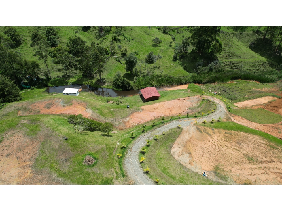 Parcelacion 3 casas lotes con explanacion Vias y paisajismo Rionegro — foto 3