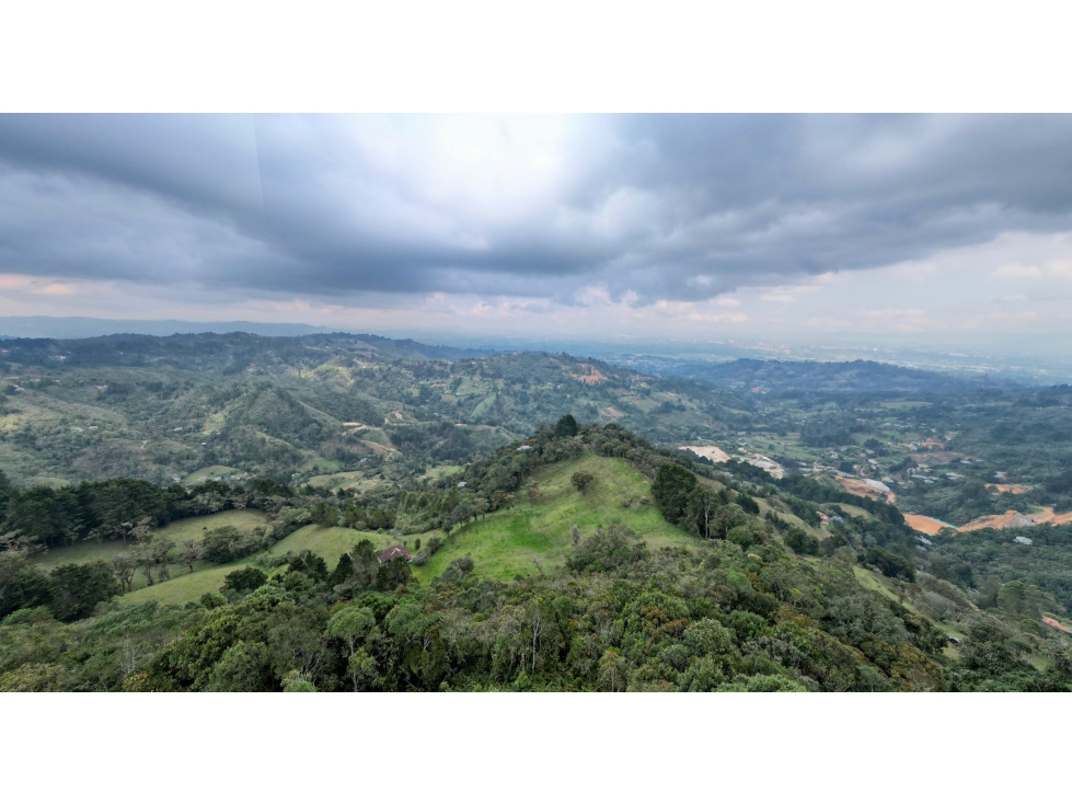 Lote parcelable hermosa vista panorámica al Aeropuerto Llanogrande — foto 5