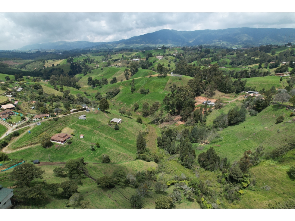 Casa tradicional con lote parqueadero circuito de cámara oportunidad — foto 5