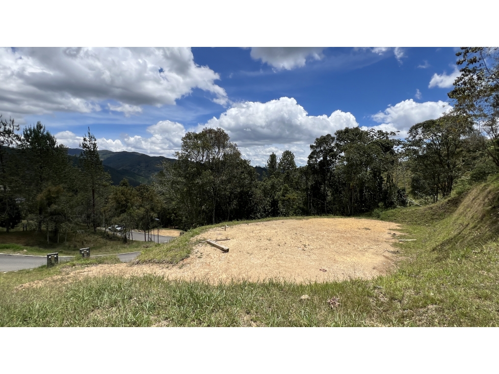 Lote en el Retiro parcelación con bosques nativos vías pavimentadas — foto 5