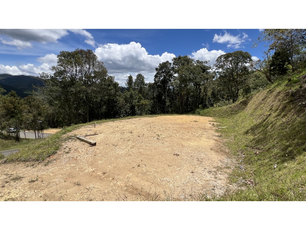 Lote en el Retiro parcelación con bosques nativos vías pavimentadas — foto 6