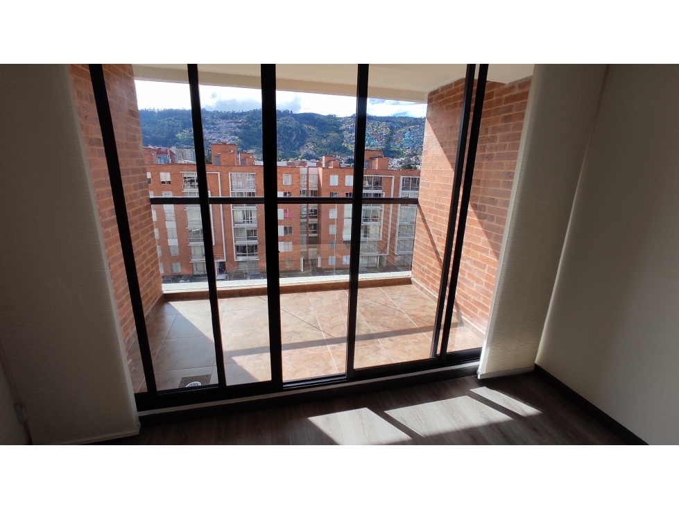 Reserva de Aranjuez, 92 M2, piso 7, Balcón, garaje cubierto y depósito — foto 2