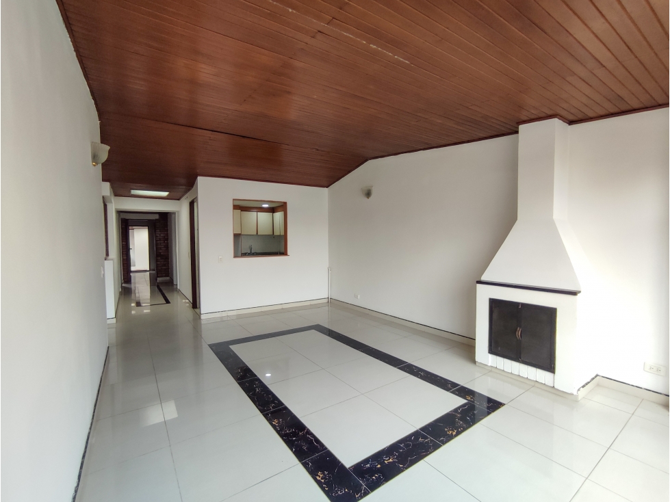 Arriendo Local Comercial / Oficinas Piso 2 | Ciudad Montes - 2