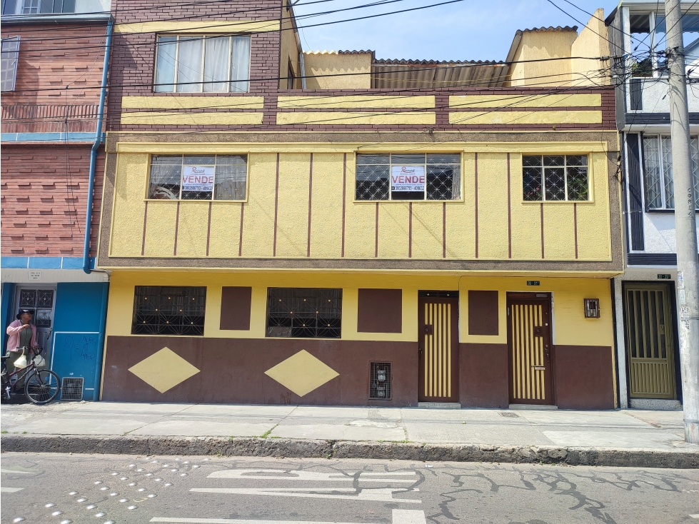 Venta Casa Santa Rita | 3 niveles | Bogotá — foto 2
