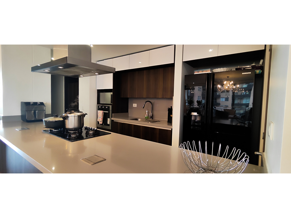 Venta Apartamento de Lujo en La Felicidad | 243m² | 5 Hab + 4 Garajes — foto 5