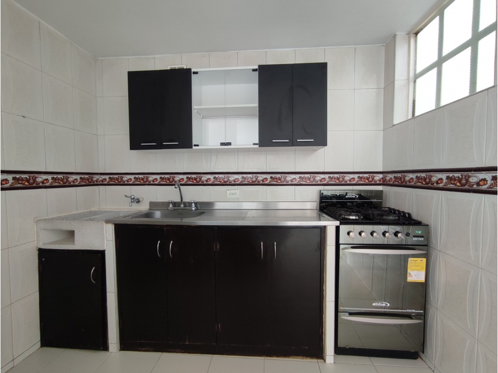 Arriendo Apartamento El Jazmín | 2 Hab | Cerca a la Carrera 50 — foto 3