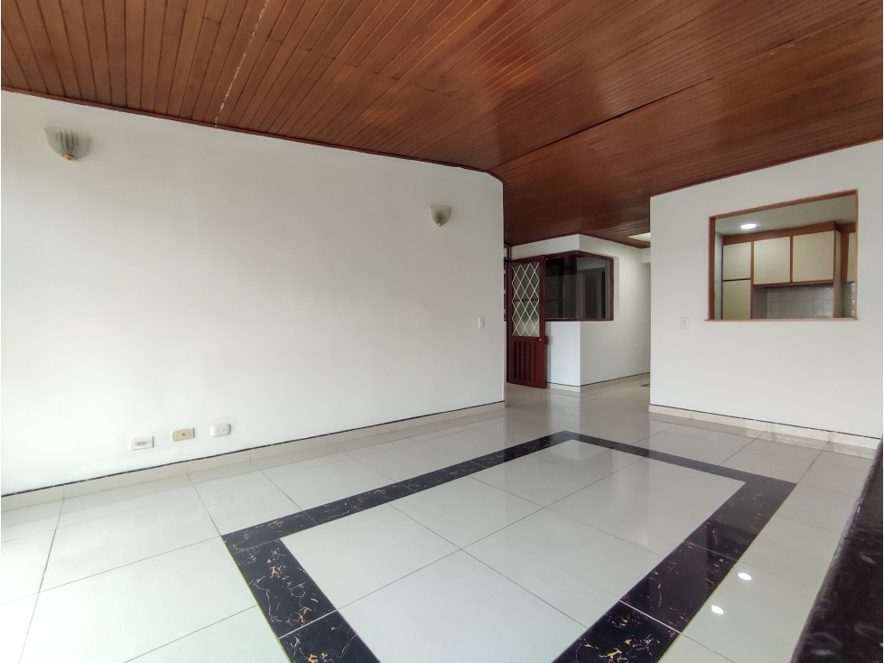 Arriendo Local Comercial / Oficinas Piso 2 | Ciudad Montes - 3