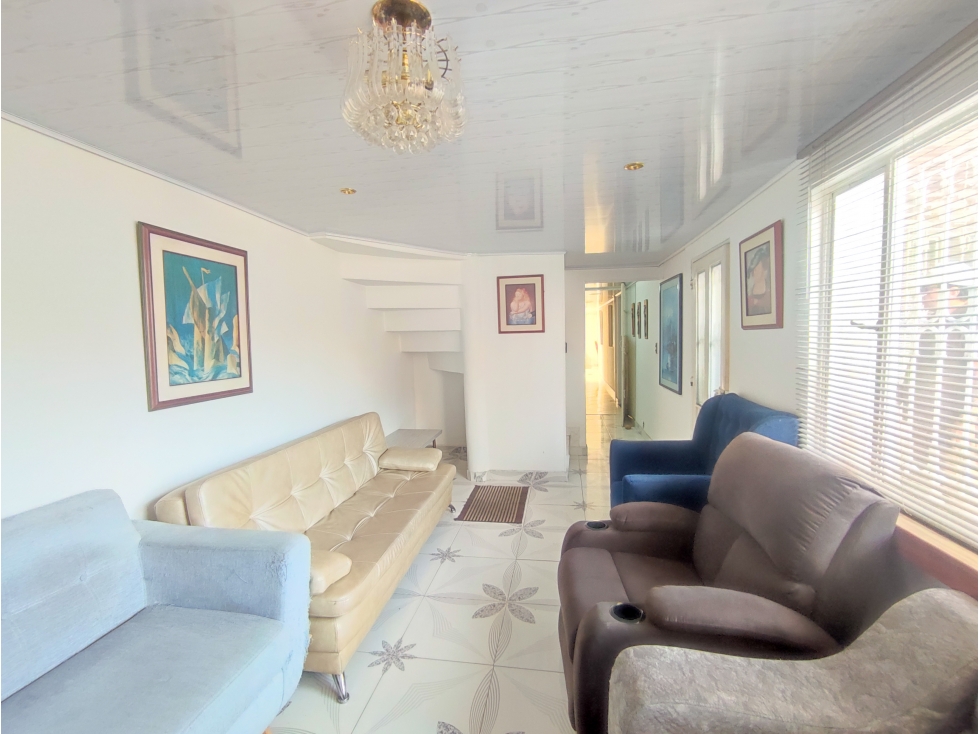 Venta Casa Nuevo Kennedy | Lote 111m² | 5 Hab | Bogotá D.C — foto 3
