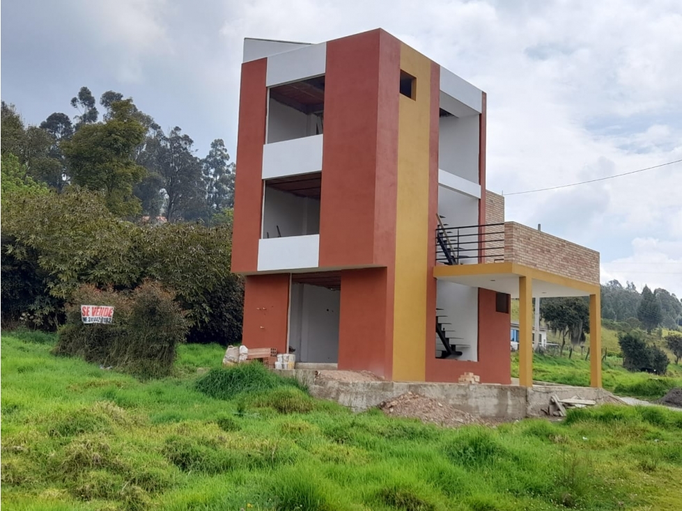 HERMOSA CASA PROYECTO LA FUENTE TOCANCIPÁ - 3