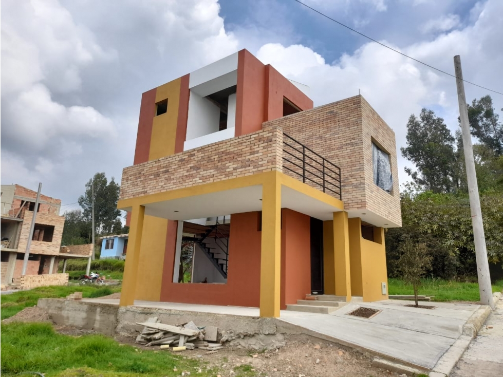 HERMOSA CASA PROYECTO LA FUENTE TOCANCIPÁ - 4