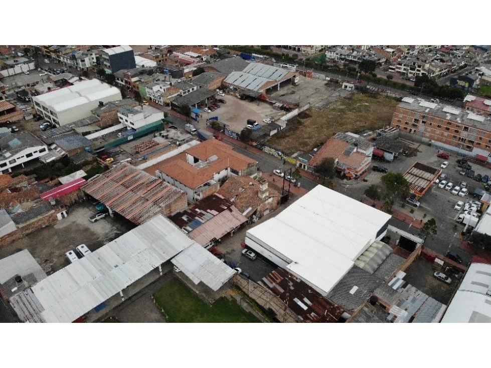 PROPIEDAD COMERCIAL EN EL CENTRO HISTÓRICO DE LA CIUDAD — foto 3