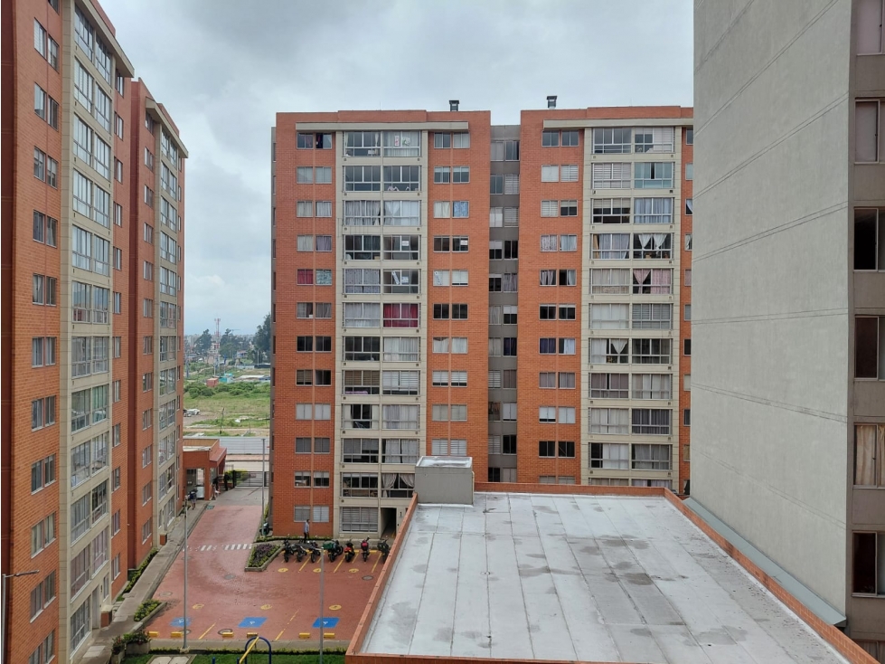 ACOGEDOR APARTAMENTO EN EL CONJUNTO BOSQUES DE SAN RAFAEL — foto 3