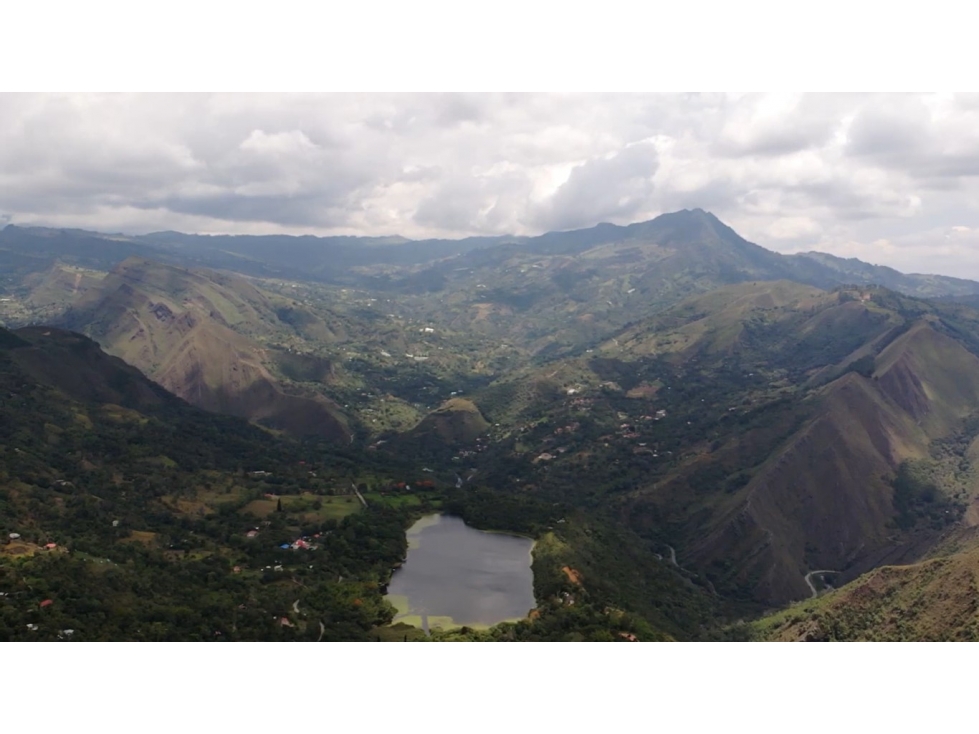 FINCA PARA PARCELAR CON VISTA ESPECTACULAR - 3