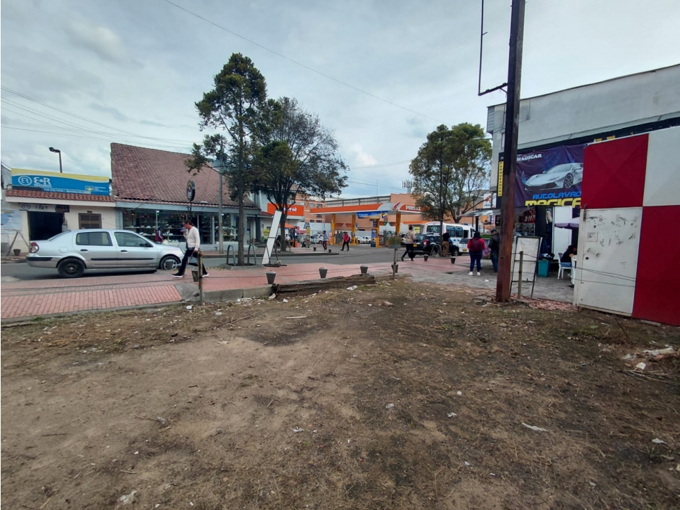 PROPIEDAD COMERCIAL EN EL CENTRO HISTÓRICO DE LA CIUDAD