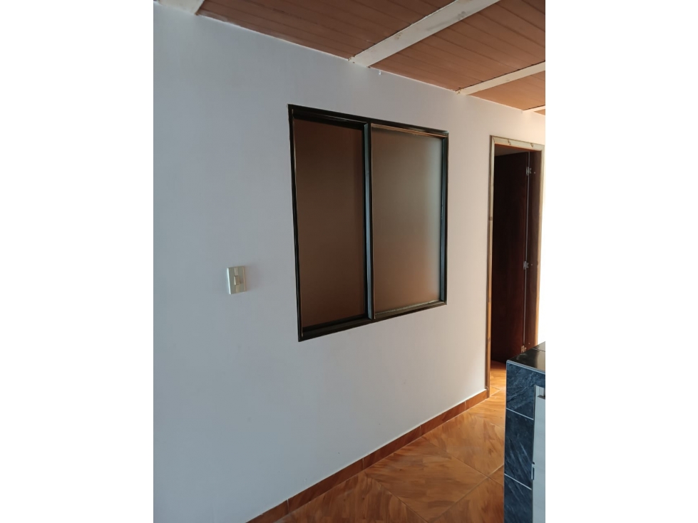 CASA CÉNTRICA BIFAMILIAR EN LA URBANIZACIÓN COLINAS I EN PACHO - 6
