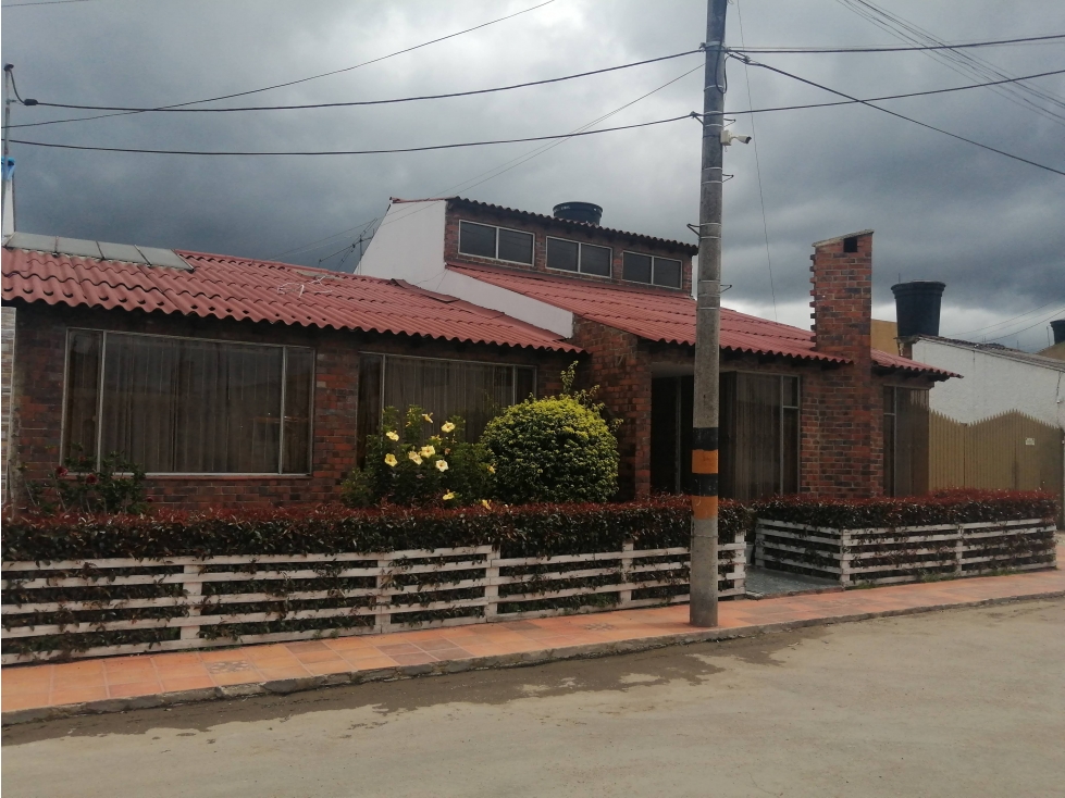 SE ESPECTACULAR CASA LOTE CAMPESTRE EN ZIPAQUIRA - 3