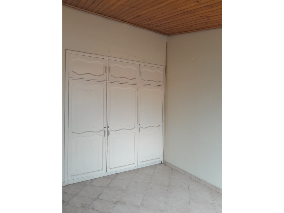 SE VENDE CASA COMERCIAL EN EL CENTRO DE ZIPAQUIRA - 6