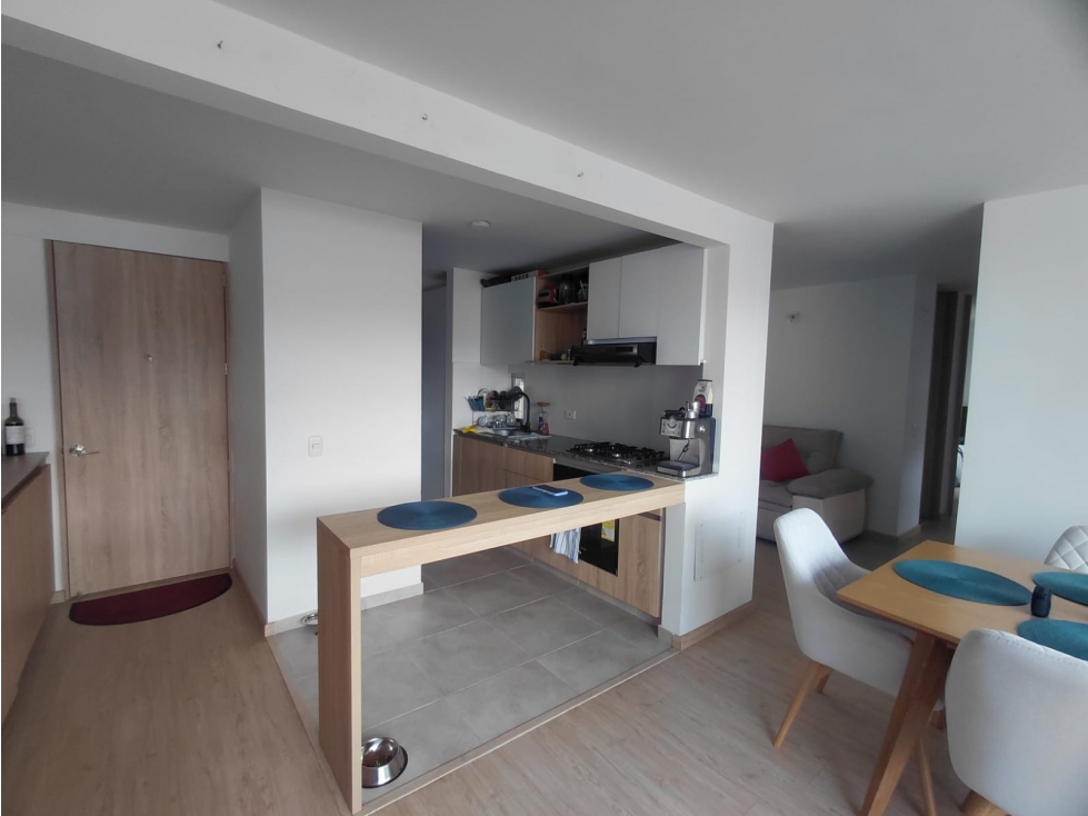 LUMINOSO APARTAMENTO EN EL CONJUNTO RESIDENCIAL MITIKA — foto 4