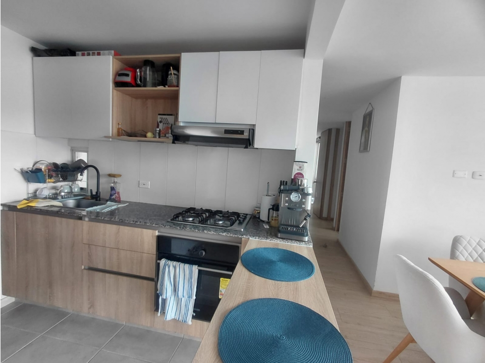 LUMINOSO APARTAMENTO EN EL CONJUNTO RESIDENCIAL MITIKA — foto 3