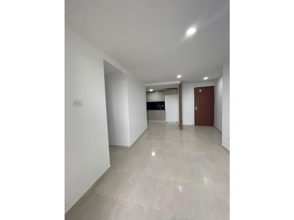 SE VENDE AMPLIO APARTAMENTO EN SAN AMRINO CERCA VILLA CAROLINA