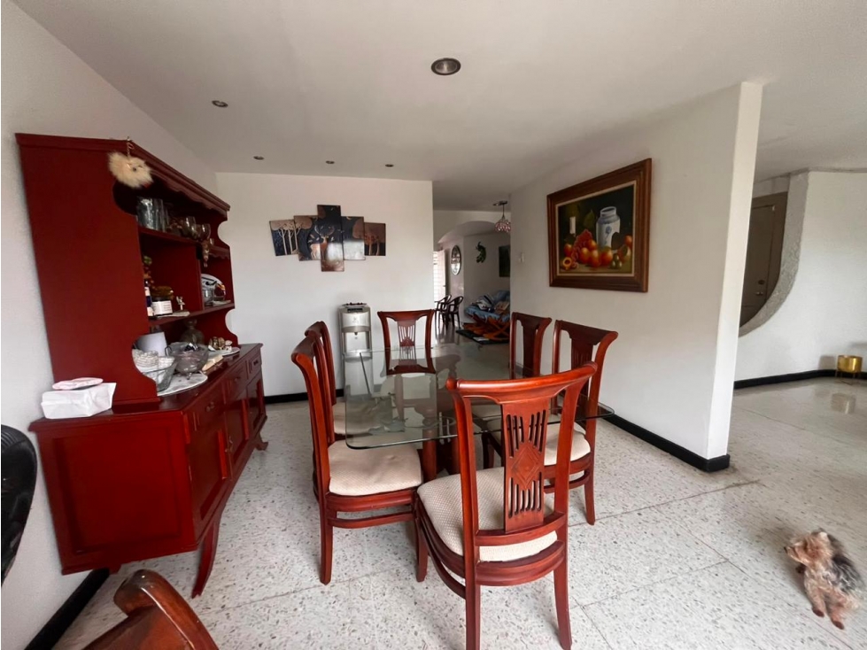 SE VENDE CASA INDEPENDIENTE DE ESQUINA EN LOS ALPES — foto 2