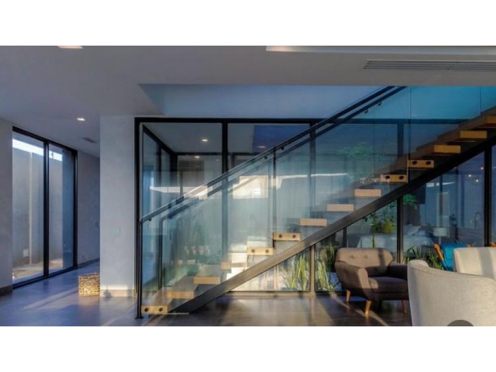 SE VENDE CASA DE LUJO EN PUNTA ROCA — foto 2