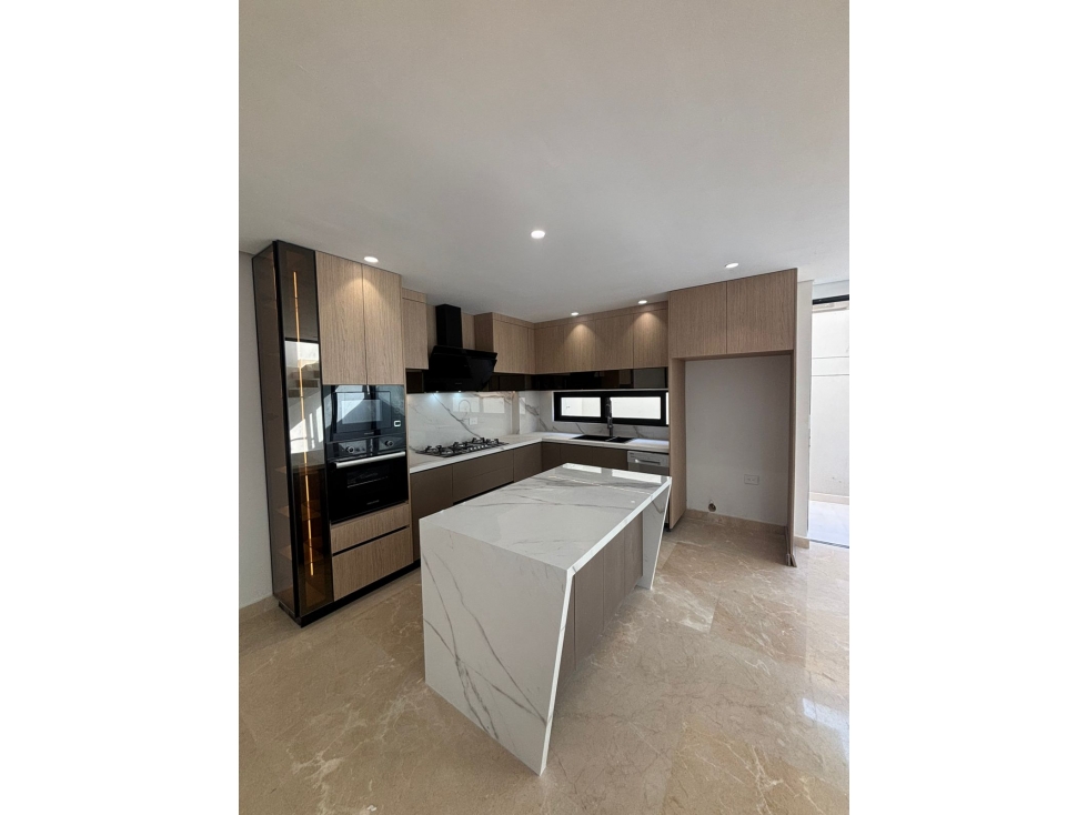 SE VENDE CASA EN CONJUNTO DE LUJO PARA ESTRENAR RIOMAR