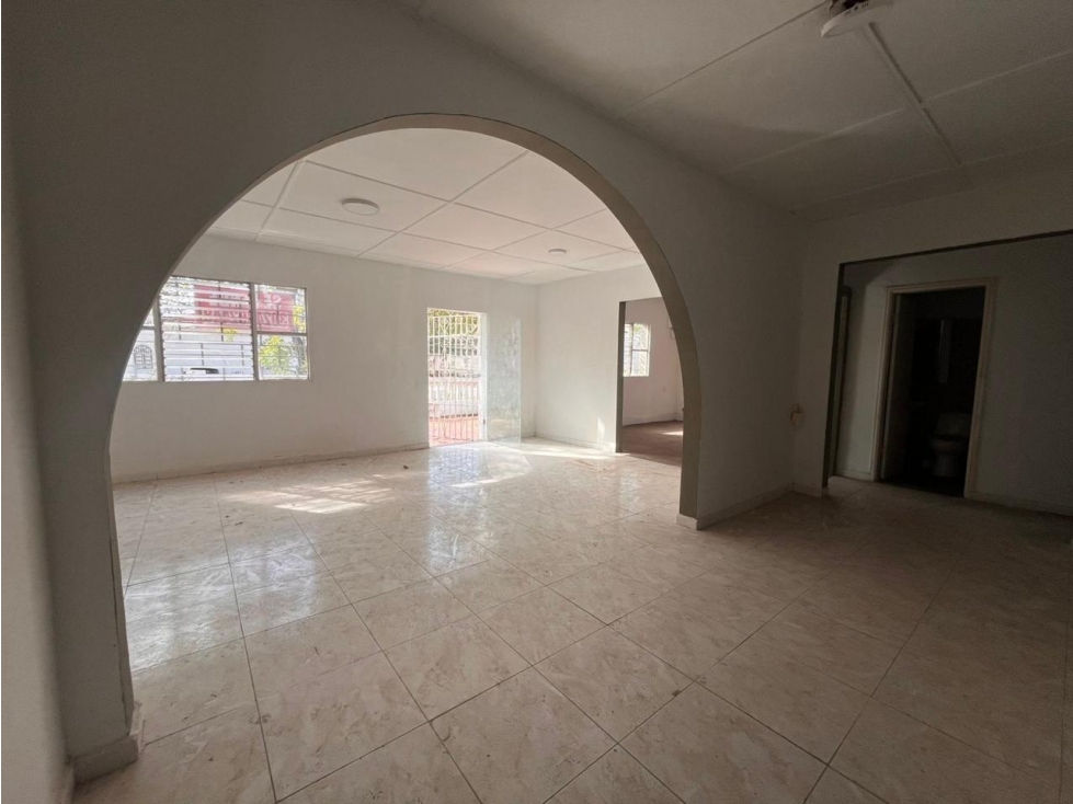 SE VENDE CASA INDEPENDIENTE DE SOMBRA BELLAVISTA