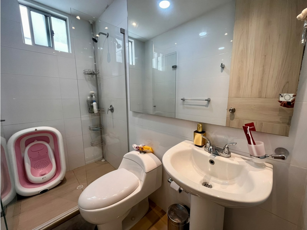 SE VENDE APARTAMENTO EN PARAISO CERCA A LA BAGUETTE — foto 5