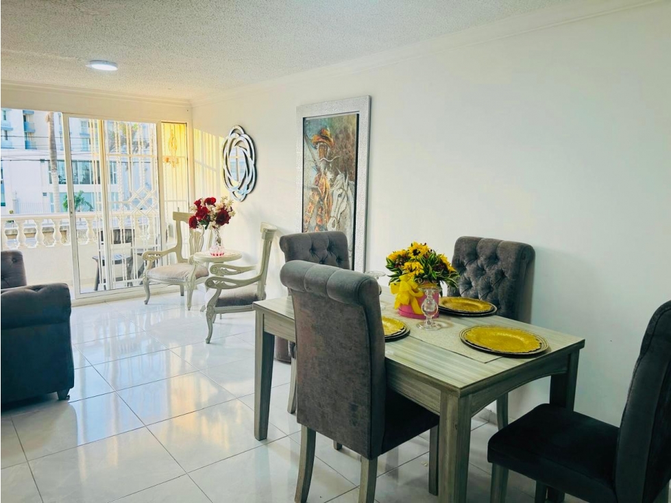 SE VENDE APARTAMENTO REMODELADO EN MIRAMAR 1 PISO — foto 2