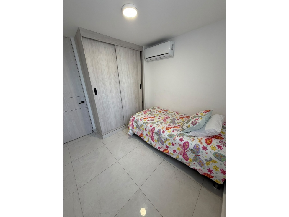 SE VENDE APARTAMENTO EN PARAISO LADO SOMBRA — foto 6