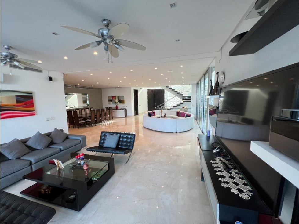 SE VENDE CASA DE LUJO EN ALTOS DE RIOMAR — foto 3