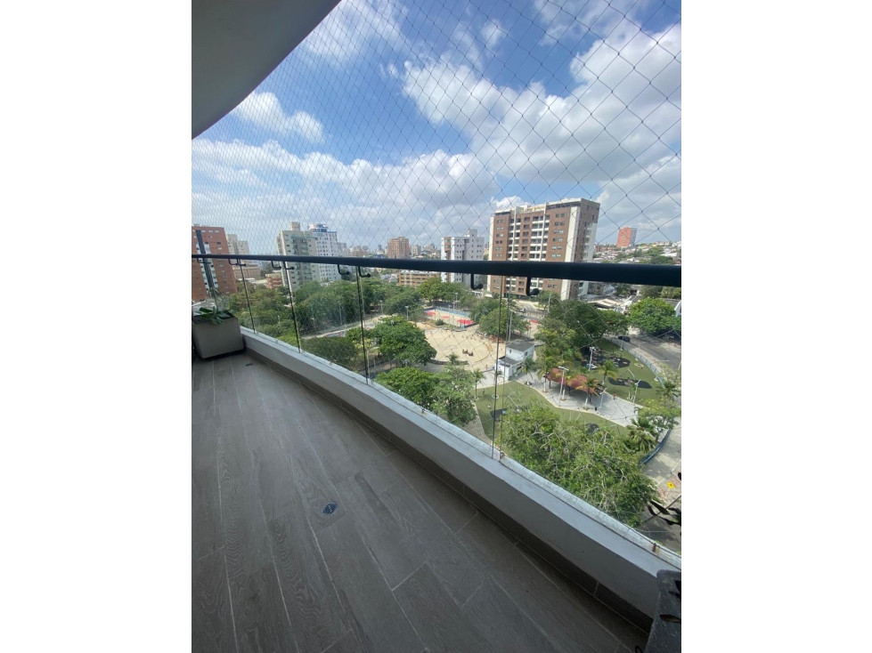 SE VENDE APARTAMENTO CASI NUEVO EN LA CAMPIÑA — foto 4