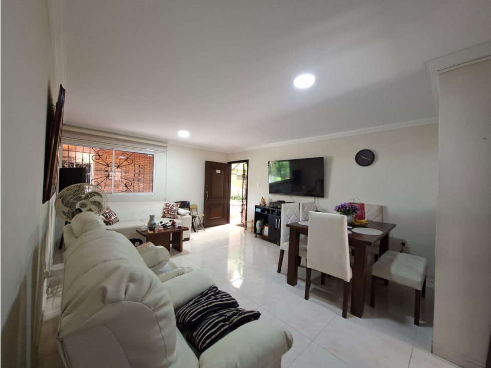 SE VENDE APARTAMENTO PRIMER PISO BELLAVISTA — foto 2