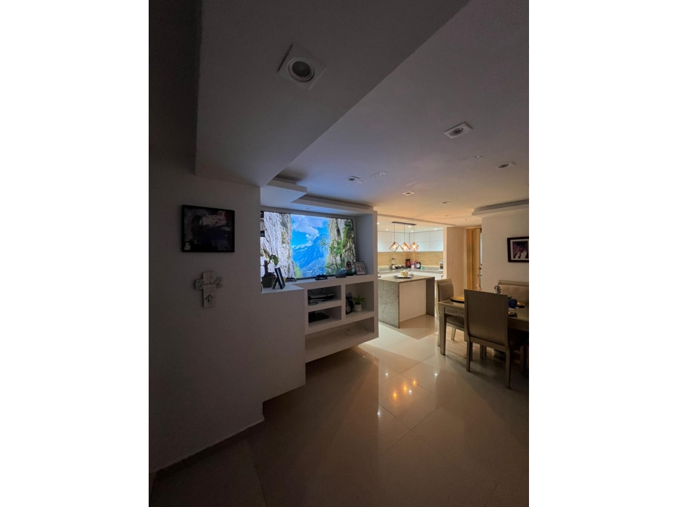 SE VENDE AMPLIO PENTHOUSE EN EL PARAISO — foto 5