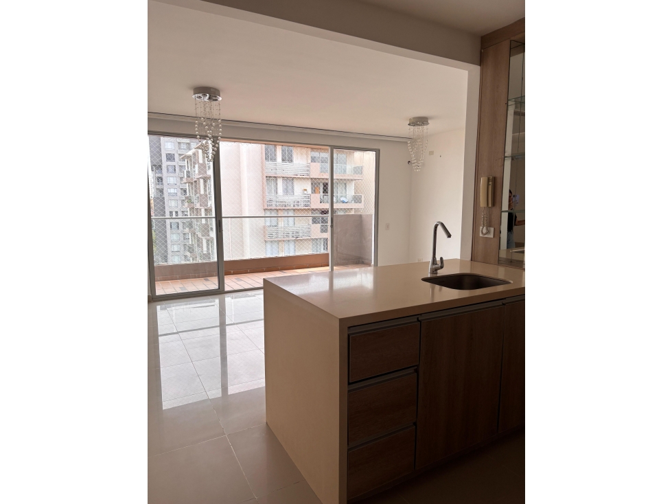 SE VENDE APARTAMENTO AMPLIO EN RIOALTO — foto 5
