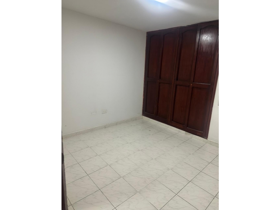 SE VENDE APARTAMENTO DE SOMBRA EN VILLA CAROLINA — foto 4