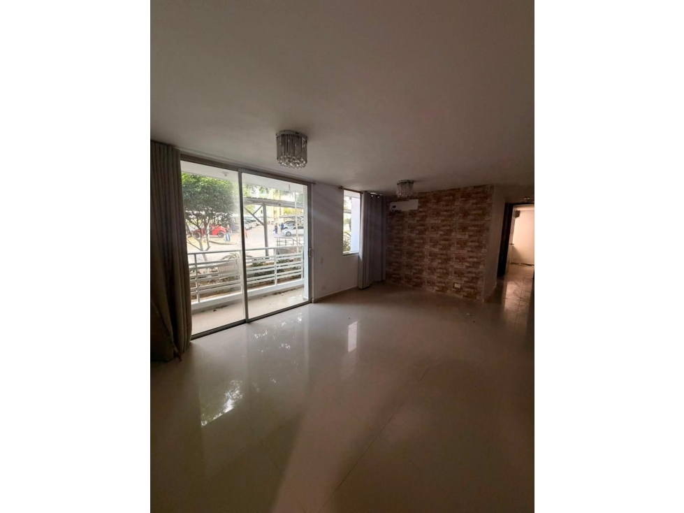 SE VENDE AMPLIO APARTAMENTO EN VILLA CAMPESTRE PRIMER PISO — foto 3