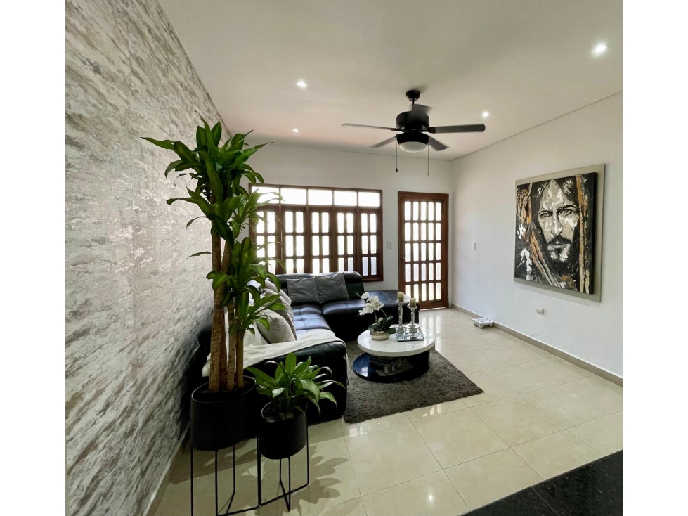 SE VENDE AMPLIA CASA EN CONJUNTO CON PISCINA INTERIOR EN BUENAVISTA — foto 4